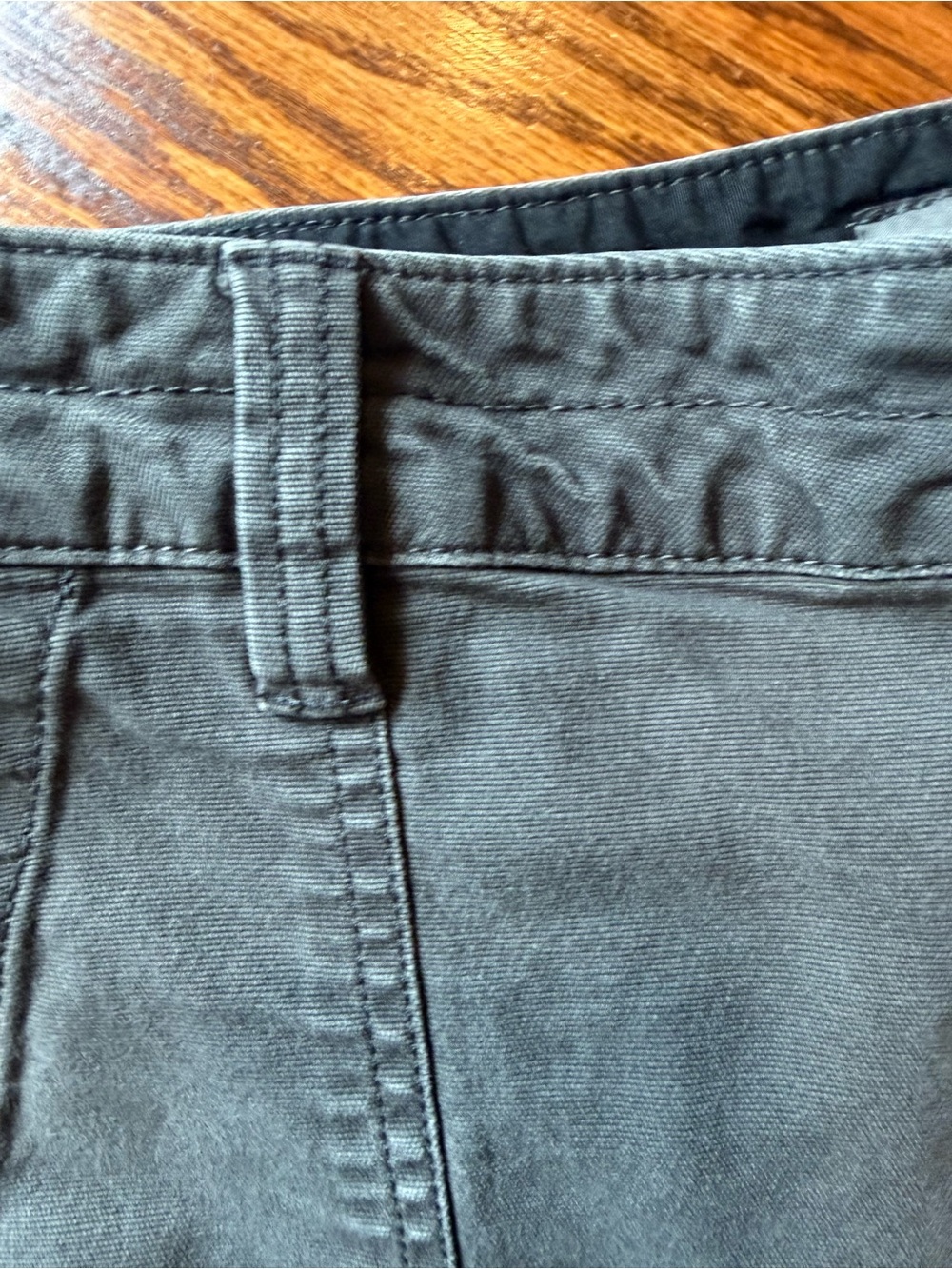Eddie Bauer Olive Green Cargo Capris/Crops - Size 4 - Picture 5 of 7